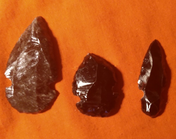 OBSIDIAN ARROW HEADS