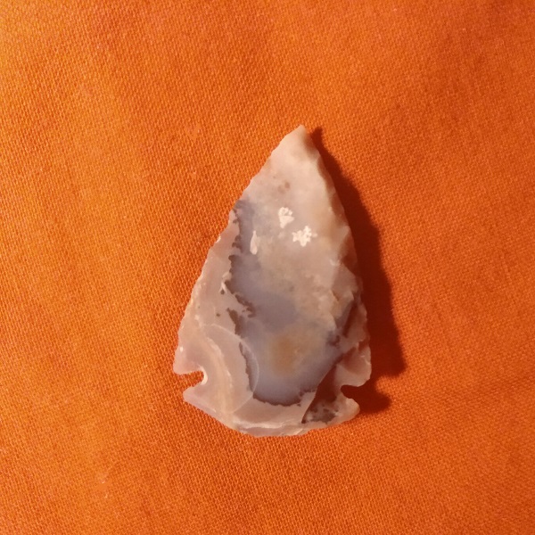FLINT ARROW HEAD