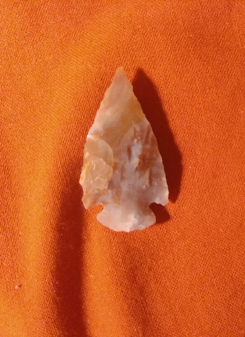 FLINT ARROW HEAD