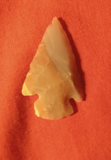 FLINT ARROW HEAD