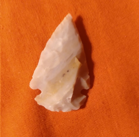 FLINT ARROW HEAD