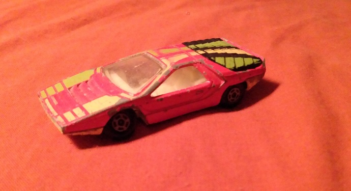 RED WITH STRIPES MATCHBOX ALFA CARABO