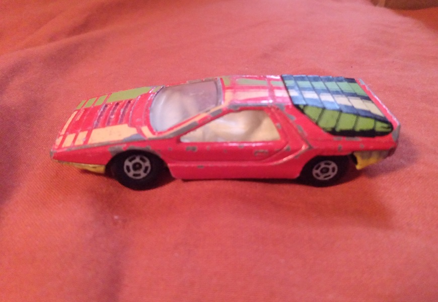 RED WITH STRIPES MATCHBOX ALFA CARABO
