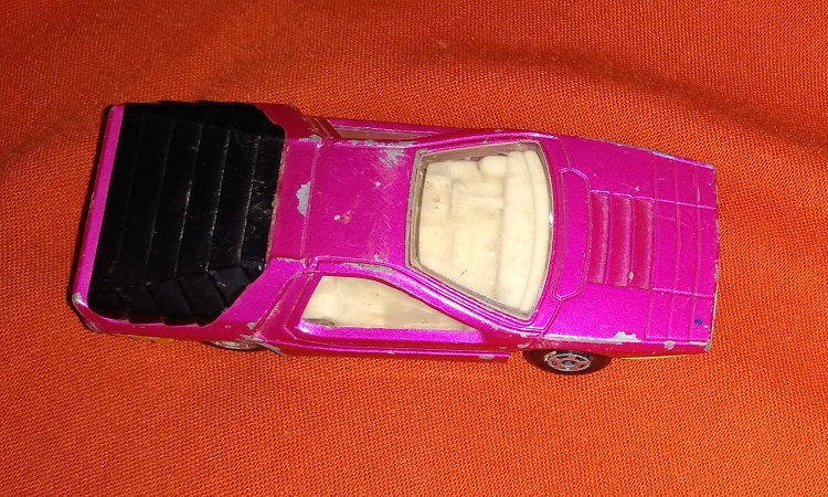 PURPLEISH MATCHBOX ALFA CARABO