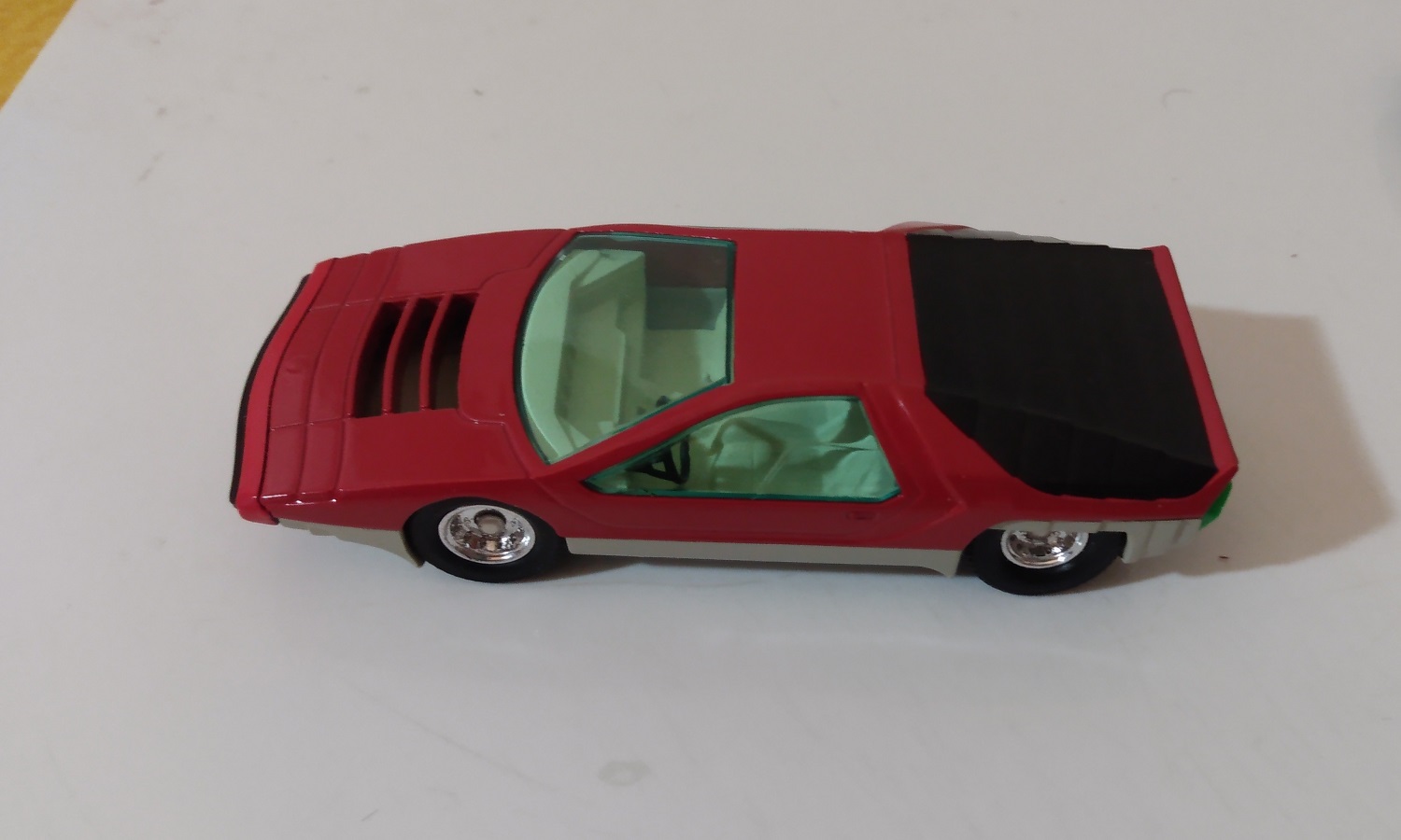 RED DINKY CARABO BERTONE
