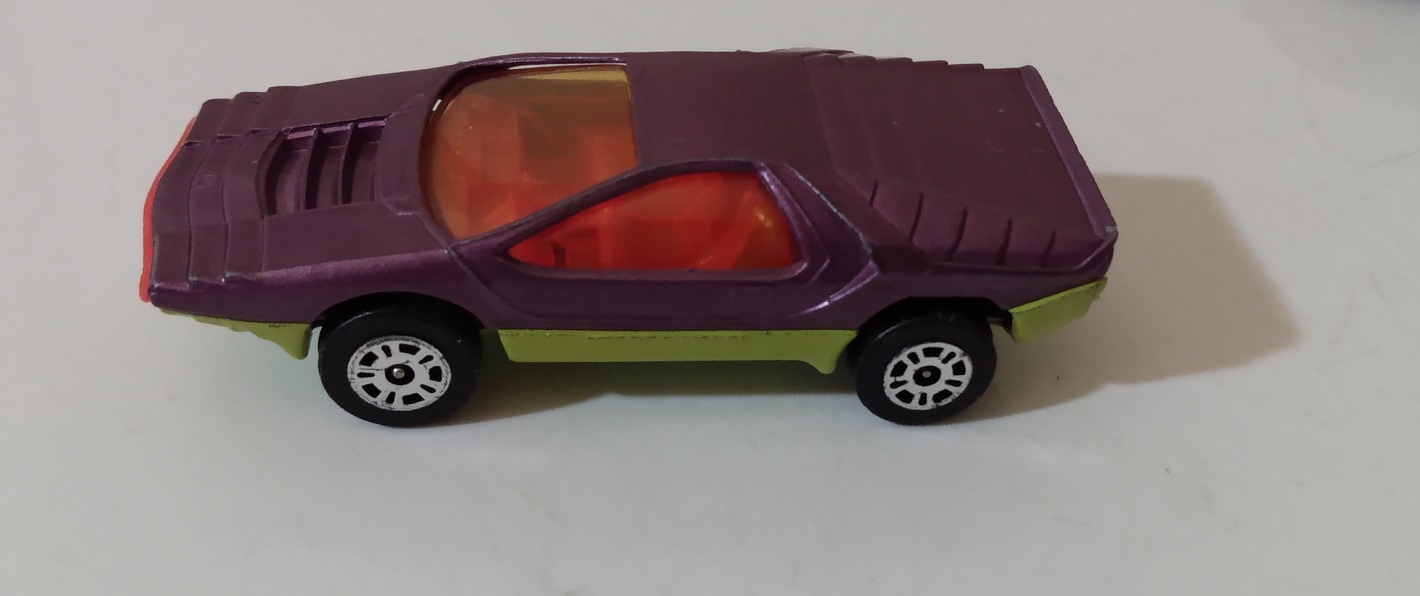 CORGI JR PURPLE BERTONE CARABO