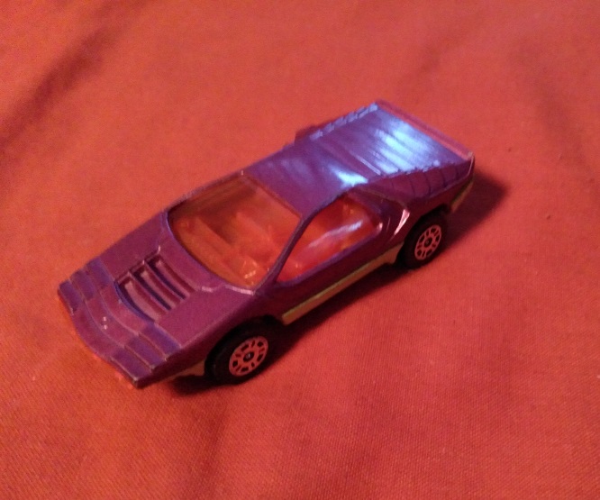 CORGI JR PURPLE BERTONE CARABO