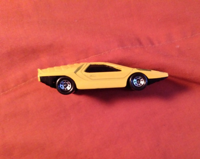 YELLOW MATCHBOX ALFA CARABO