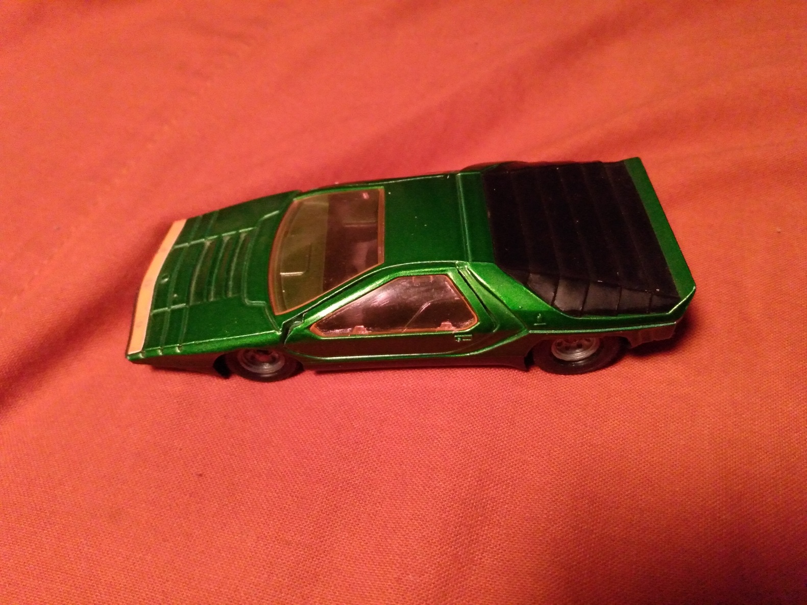 GREEN SOLIDO CARABO