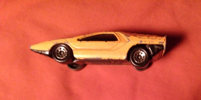 ORANGE WITH BLACK PAINT MATCHBOX ALFA CARABO