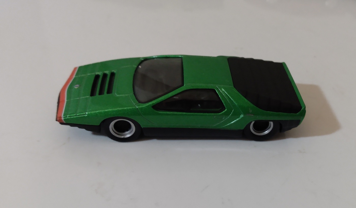 GREEN KYOSHI ALFA ROMEO CARABO