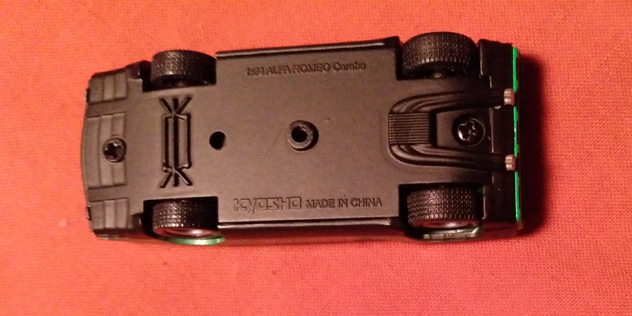 GREEN KYOSHI ALFA ROMEO CARABO