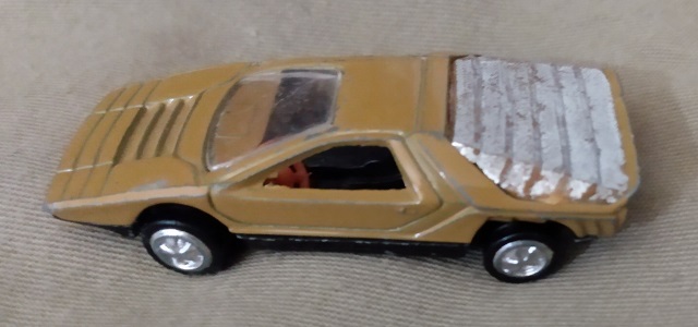 LIGHT BROWN OR TAN PLAYART CARABO BERTONE