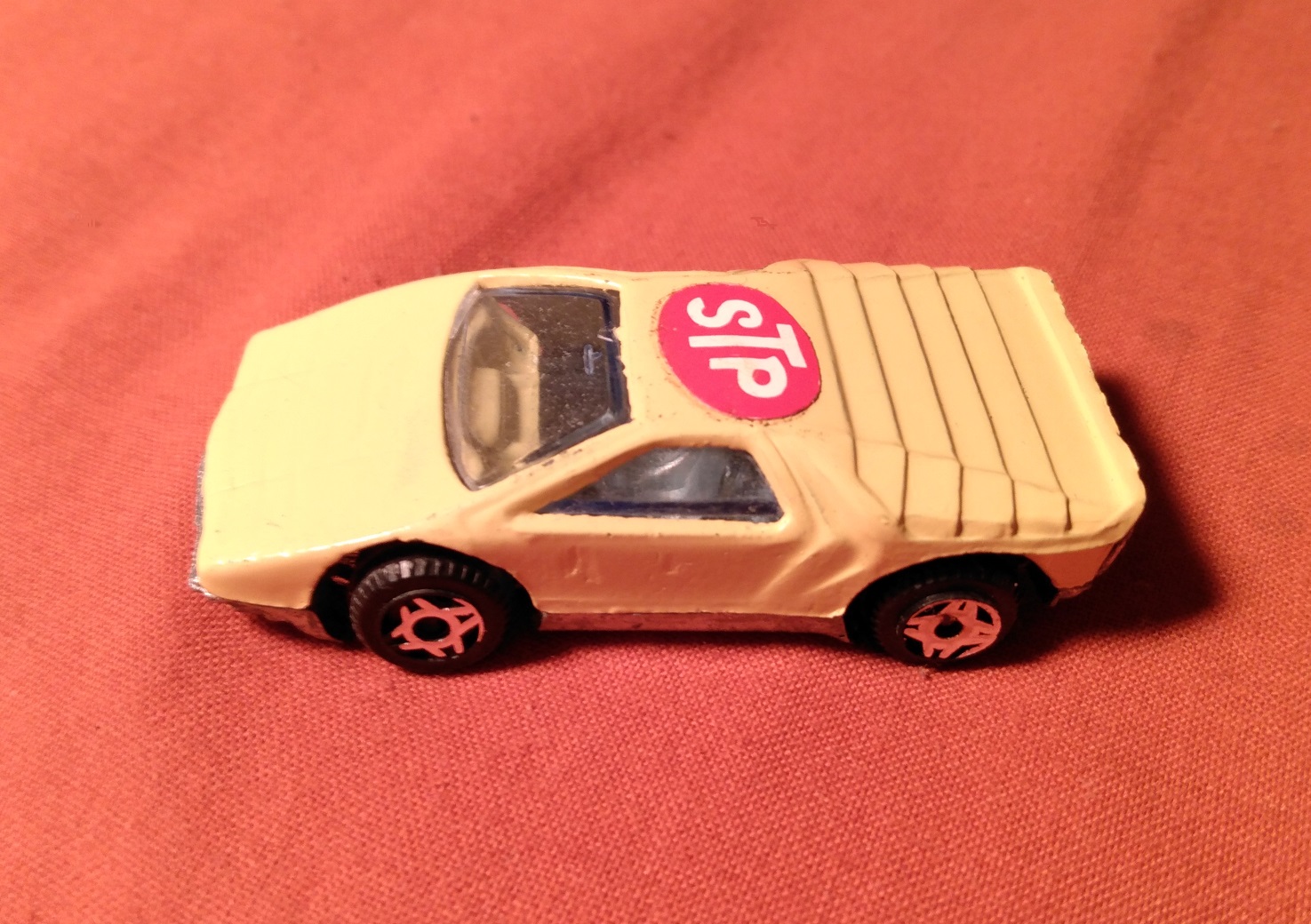 YELLOW PENNY CARABO WITH STP ON TOP