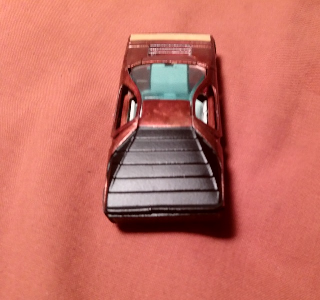 ORANGISH RED HOT WHEELS CARABO
