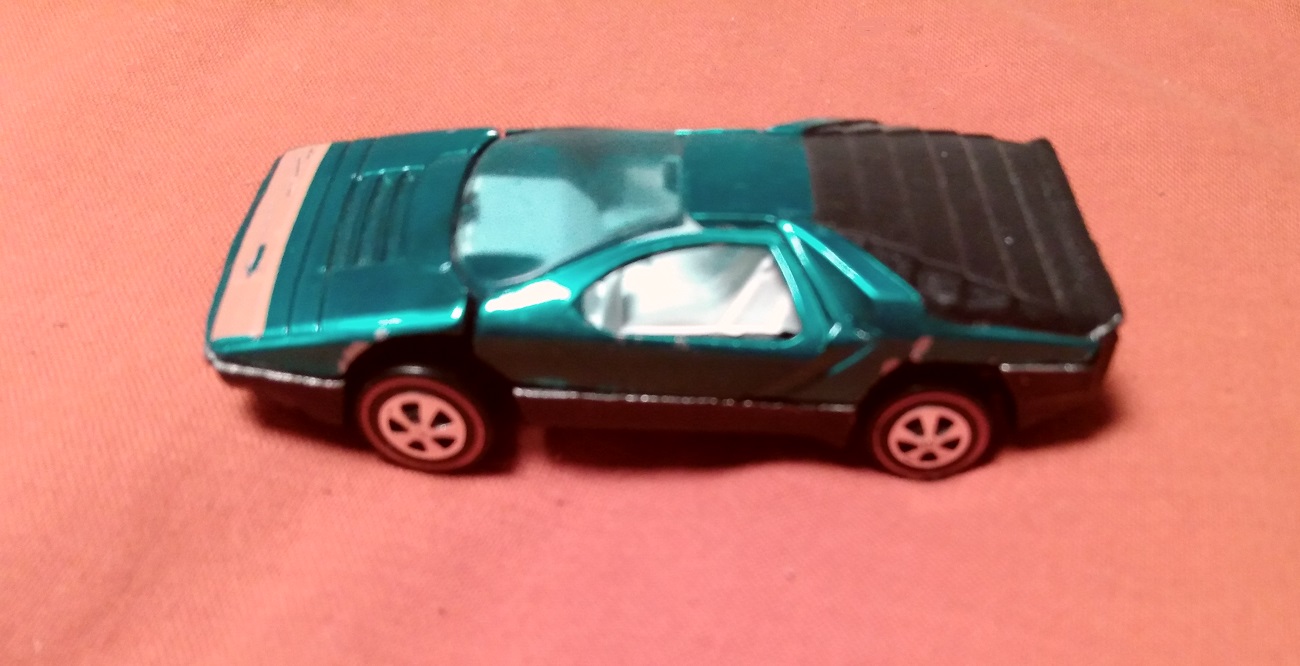 AQUA GREENISH HOT WHEELS CARABO