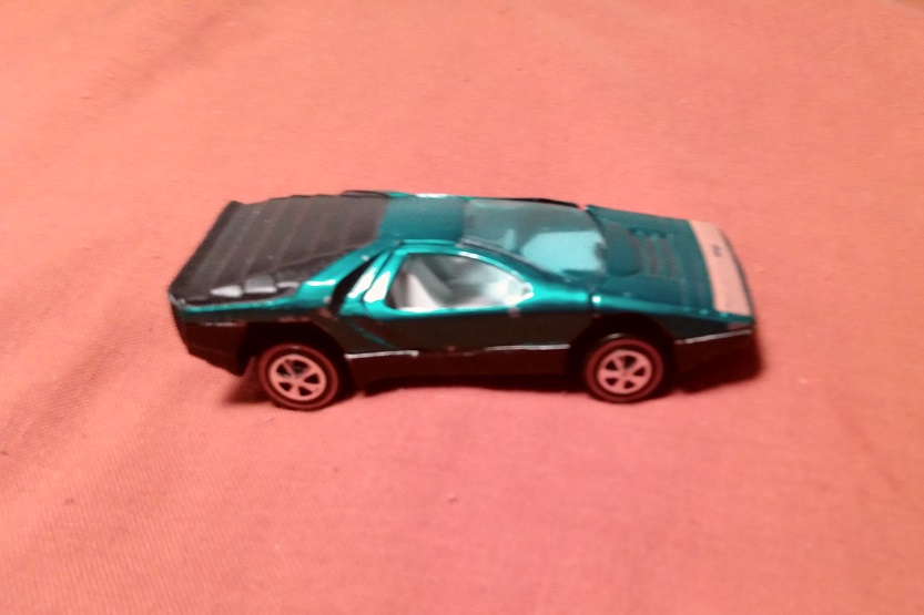 AQUA GREENISH HOT WHEELS CARABO