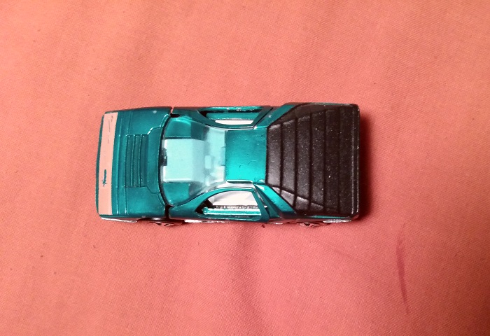 AQUA GREENISH HOT WHEELS CARABO