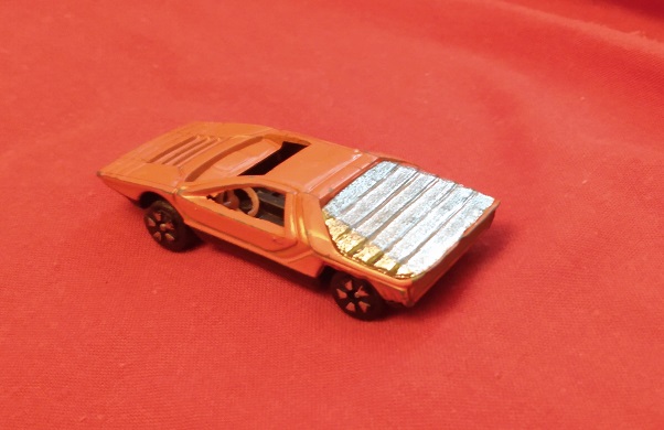 ORANGE PLAYART CARABO BERTONE WITH MISSING WINDSHIELD