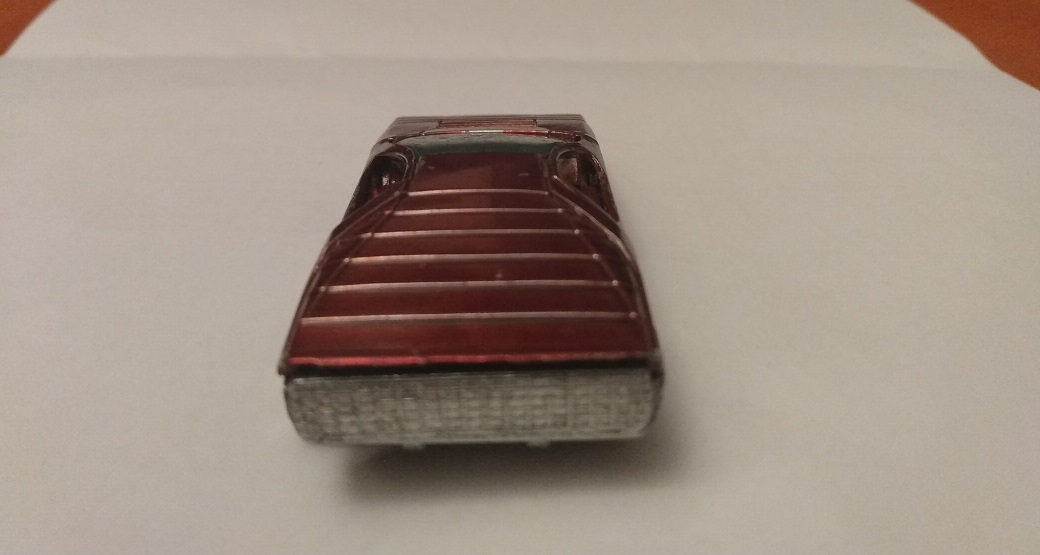 CUSTOM APPLE RED HOT WHEELS CARABO