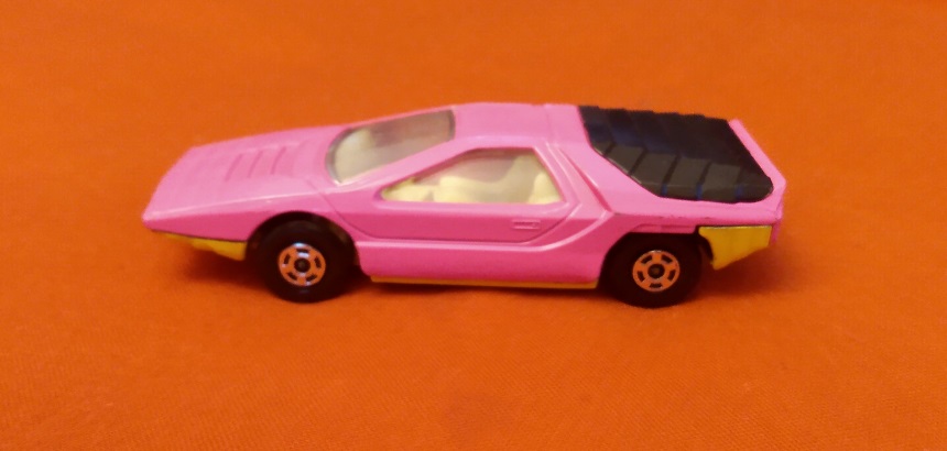 LESNEY MATCHBOX BRIGHT PINK WITHOUT STRIPES ALFA CARABO