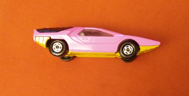 LESNEY MATCHBOX BRIGHT PINK WITHOUT STRIPES ALFA CARABO