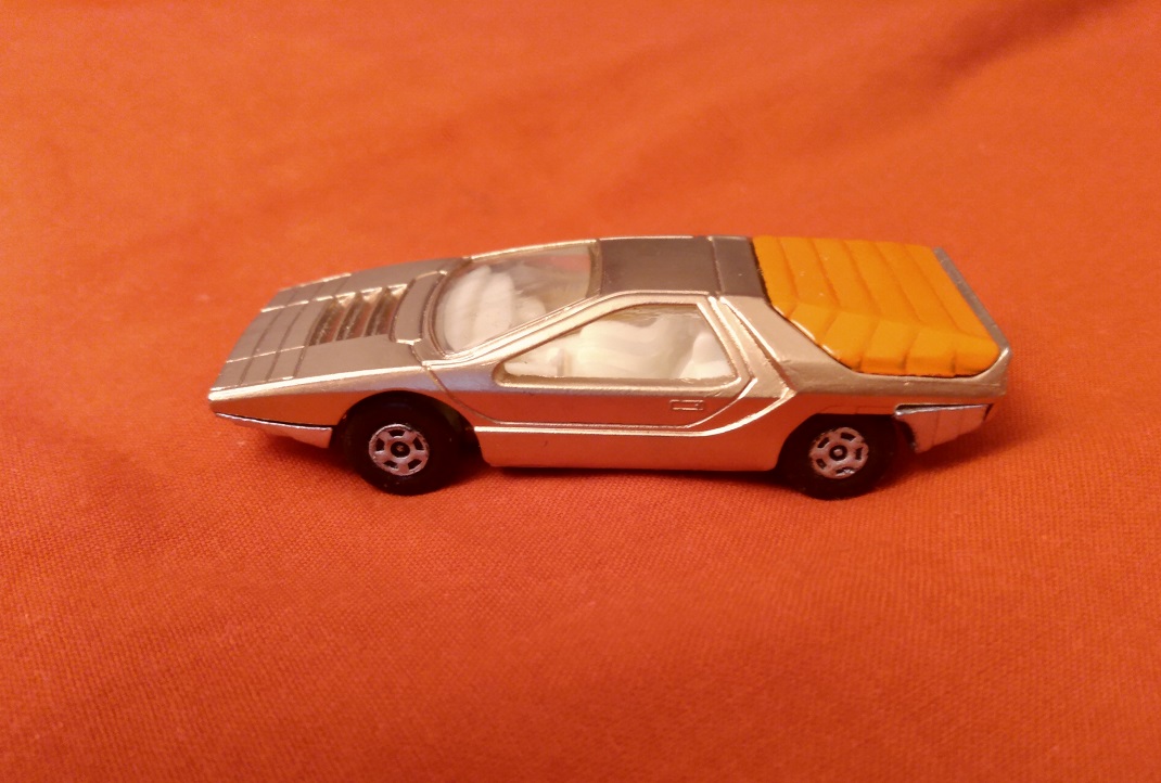 CUSTOM PAINTED GOLD MATCHBOX ALFA CARABO