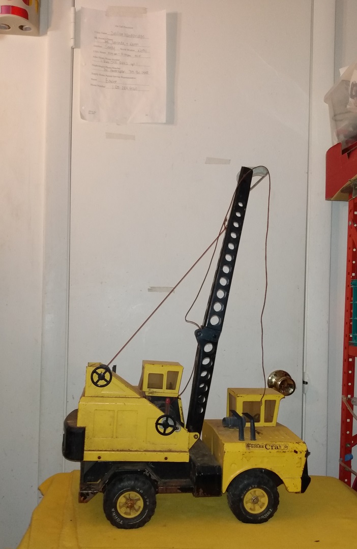 BIG TONKA CRANE