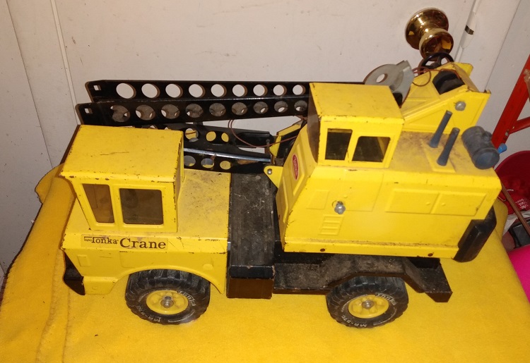 BIG TONKA CRANE