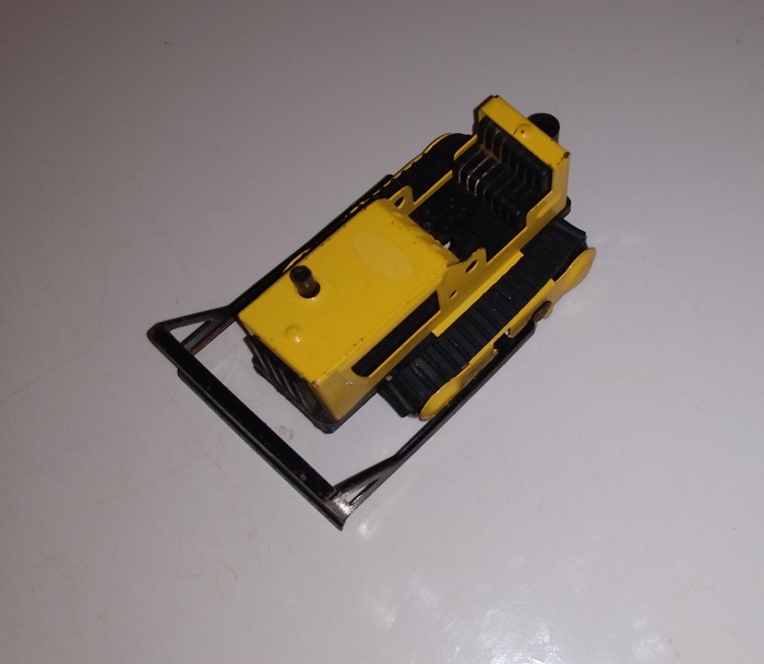 SMALL YELLOW BULLDOZER
