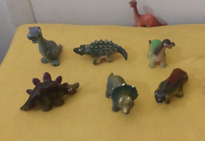 GROUP PICTURE OF SECOND GROUP WITH SONNY PHOTOBOMBING