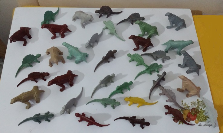 BIG LOT OF MARX DIMETRODONS AND MOSCHOPS
