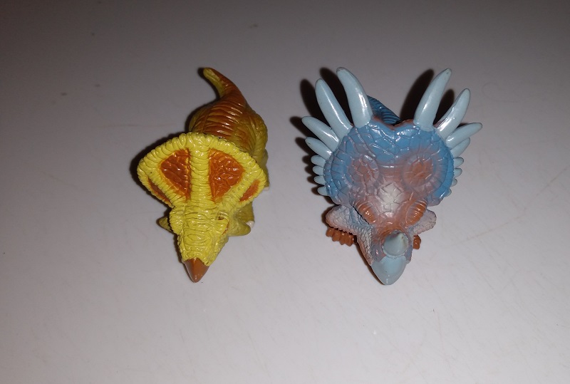 TWO DINO FROZ CERTOPSIN