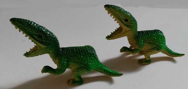 TYRANNOSAURUS PLASTIC TOYS