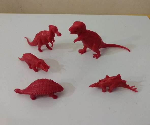 SINCLAIR/DFC LARGE RED DINOSAURS