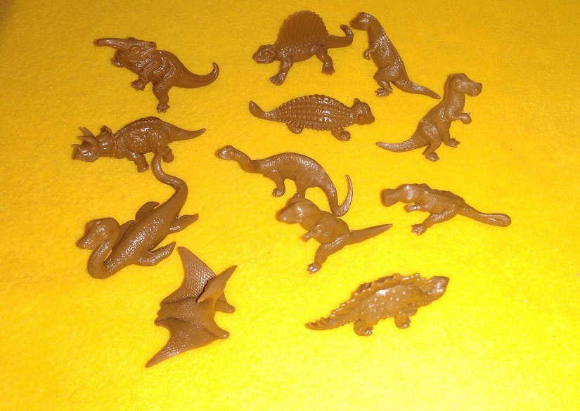 TOPPS DINOSAURS IN BROWN