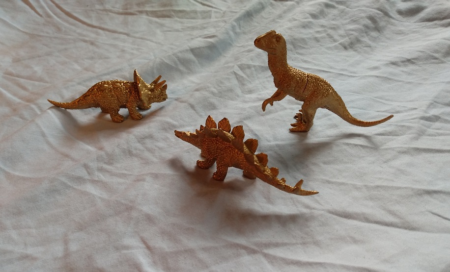 GOLD DINOSAURS