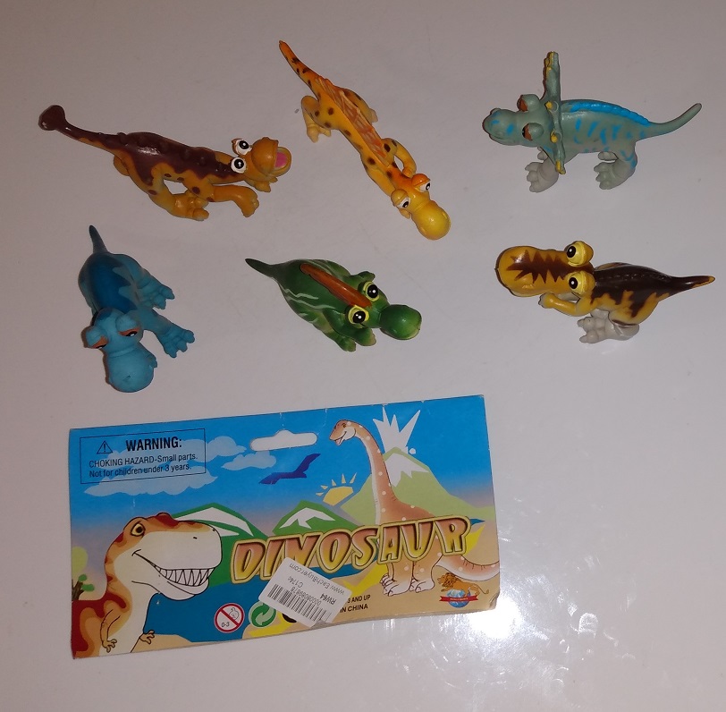 SIX SMILING DINOSAUR