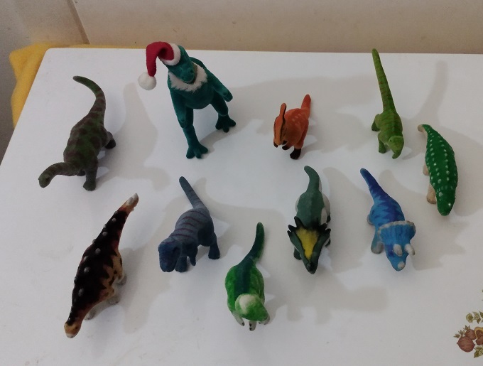FLOCKED DINOSAURS