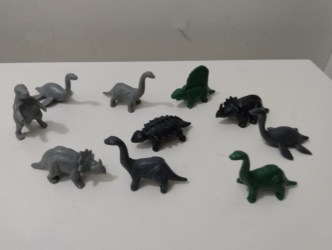 KELLOGGS DINOSAUR FIGURES
