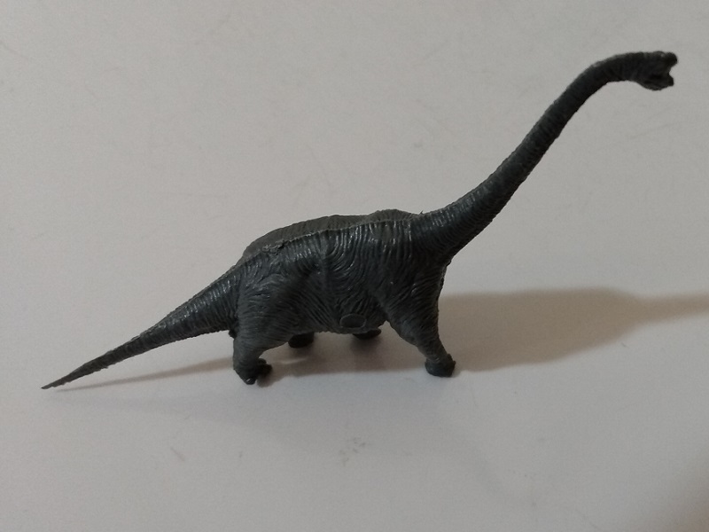 TALL BRACHOSAURUS