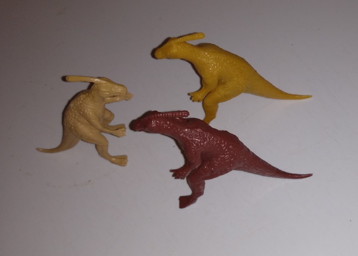 ANGRY PARASAUROLOPHUS ABOUT TO FIGHT - TWO ON ONE