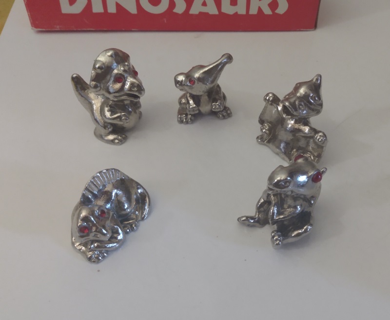 SUPER KIDS DINOSAURS