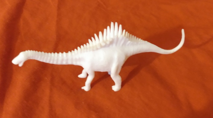 MEDIUM WHITE AMARGASAURUS