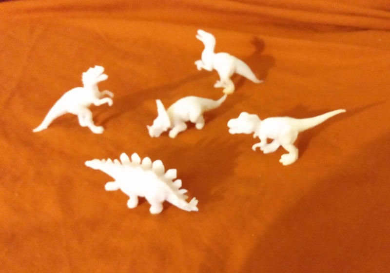 WHITE DINOSAURS