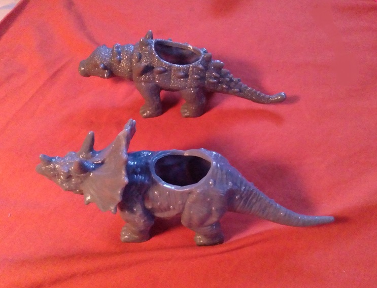 GRAY DINOSAUR PLANTERS