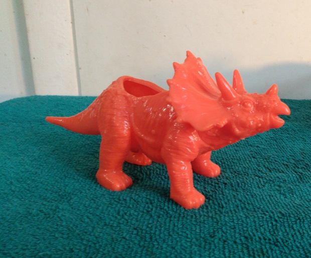 TRICERATOPS PLANTER