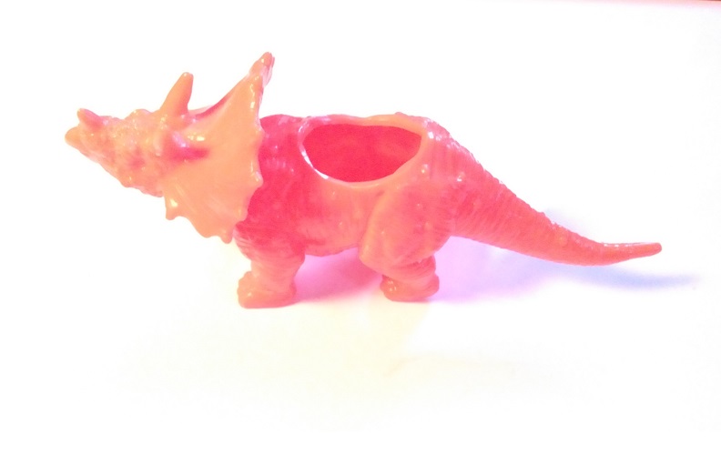 TRICERATOPS PLANTER