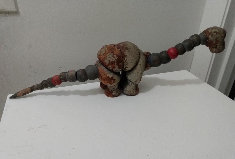 TWISTUM BRONTOSAURUS