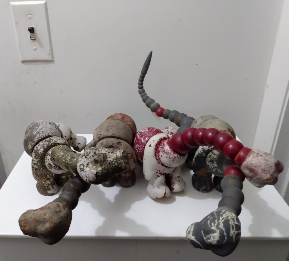 TWISTED TWISTUM BRONTOSAURUS